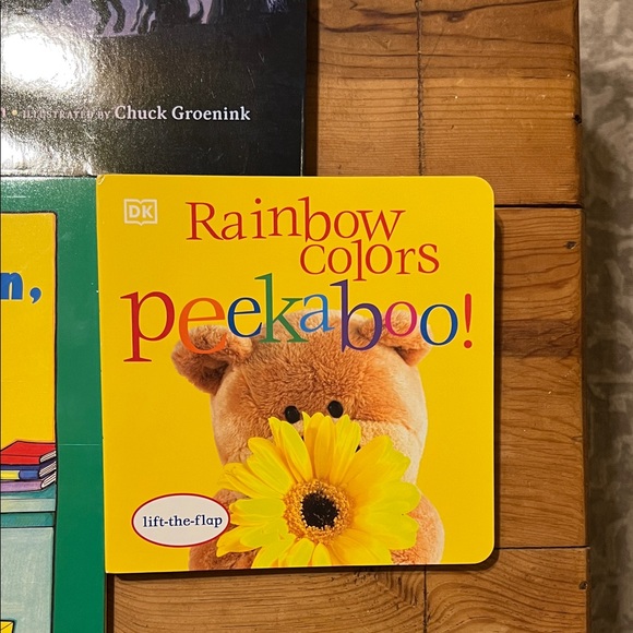 Children's Book Collection of 5 books in very good to like new/ new condition. - Picture 6 of 9